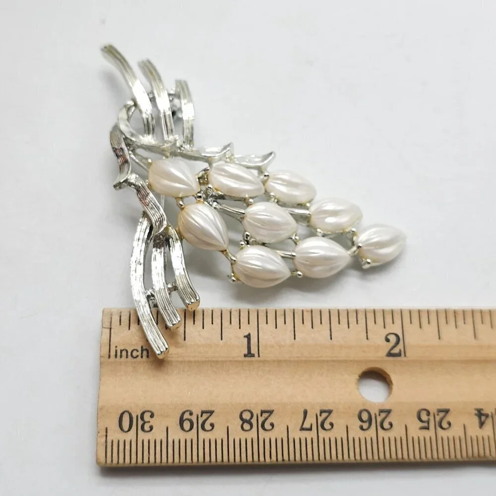 Vintage Signed Silver Tone Faux Pearl Thermoset Flower Grape Cluster Brooch Pin